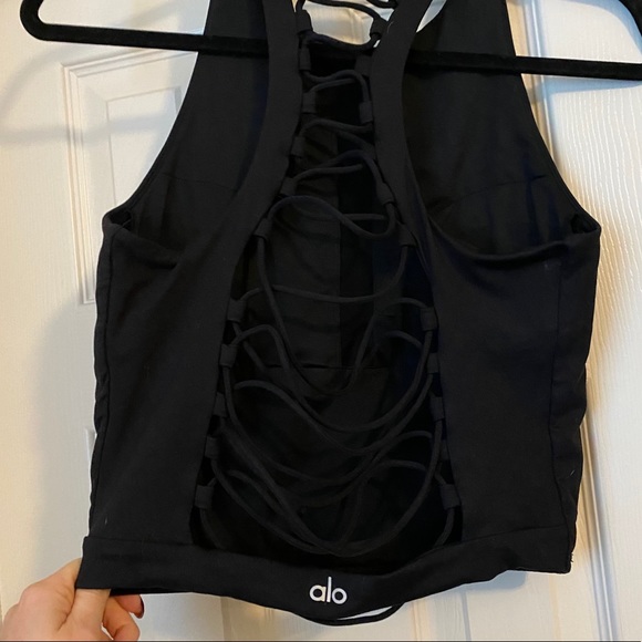 Alo Movement Bra - Picture 3 of 3